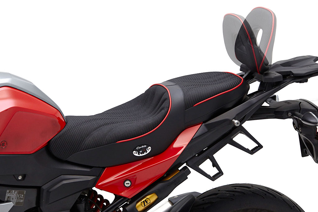 20-22 BMW F900R/XR Sargent Front Seat With Front And Rear Heat - Bayside