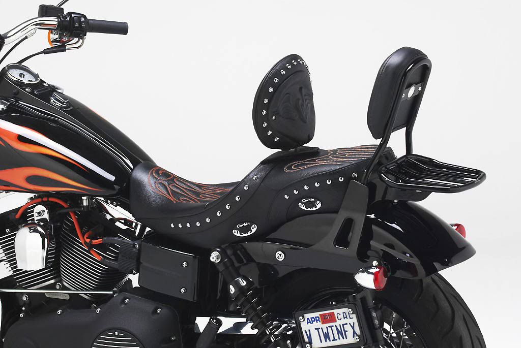 Harley-Davidson- COUSSIN DE DOSSERET PASSAGER DYNA WIDE GLIDE