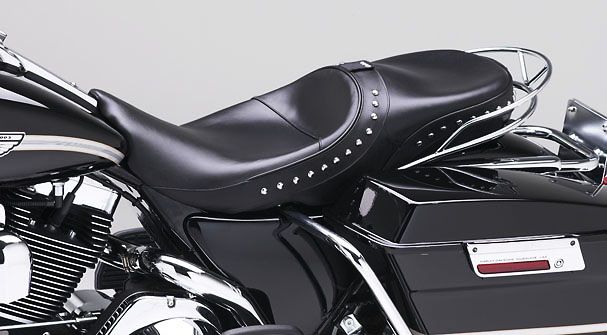 One Peice Driver & Passenger Seat Two-UP Motorcycle Seats Rider Passenger Seat Fit for Harley Touring Road King 1997 1998 1999 2000 2001 2002 2003 2004 2005 2006 2007 Street Glide 2006-2007 