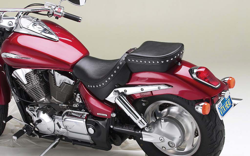 fort morbiditet Outlaw Corbin Motorcycle Seats & Accessories | Honda VTX 1300 | 800-538-7035
