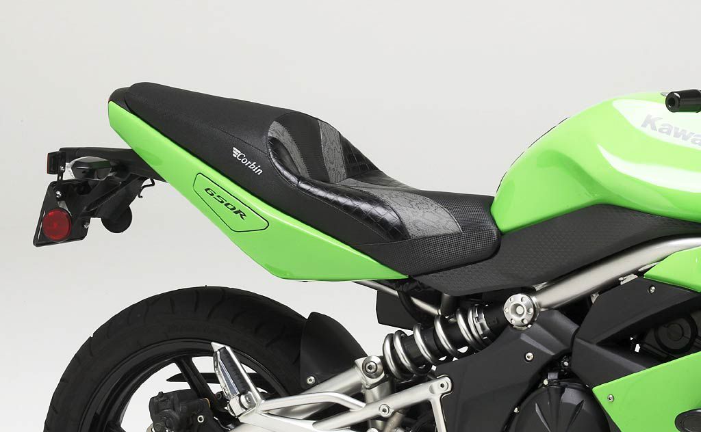børste Ballade tilstødende Corbin Motorcycle Seats & Accessories | Kawasaki Ninja 650 R | 800-538-7035