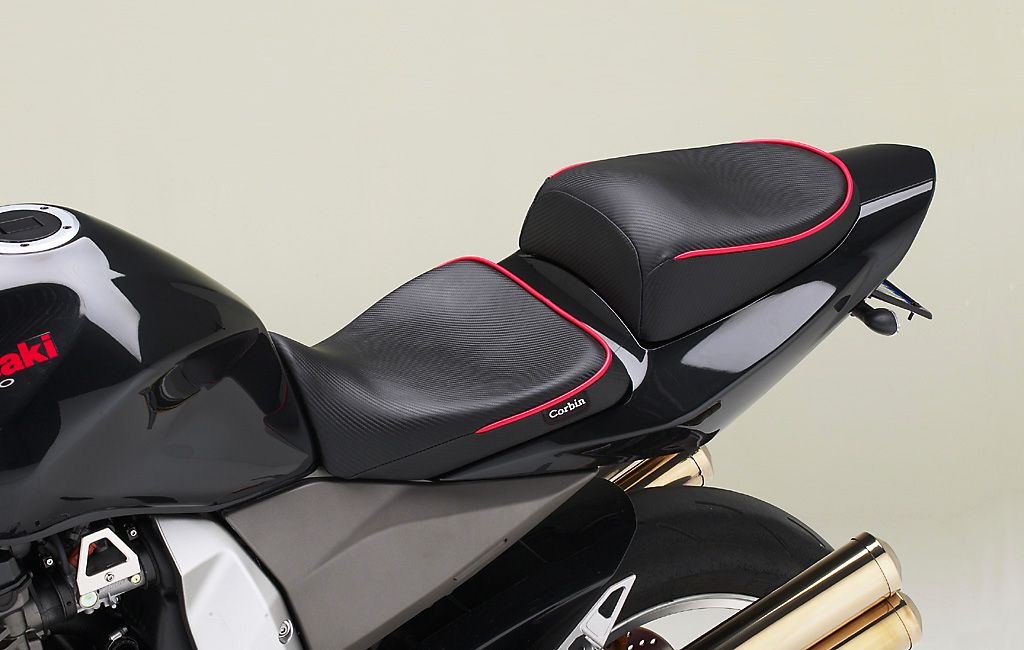 Politik Wings Brug for Corbin Motorcycle Seats & Accessories | Kawasaki Z1000 & Z750 | 800-538-7035