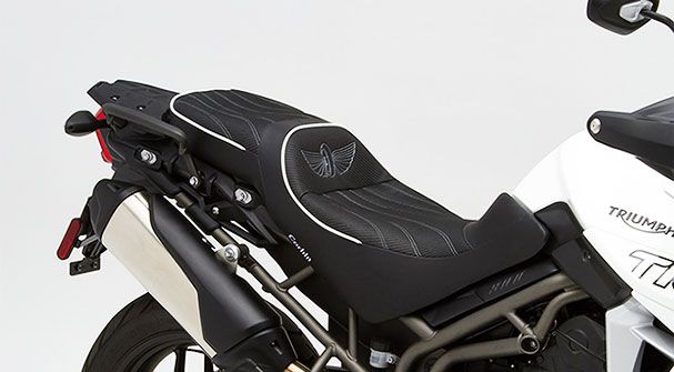 BLACK CUSTOM FITS TRIUMPH TIGER 800 LEATHER SEAT COVER 