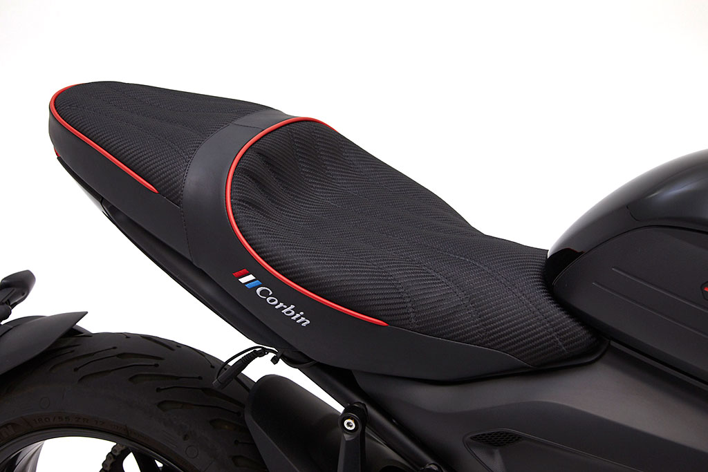 Making a simple custom motorcycle seat cover 